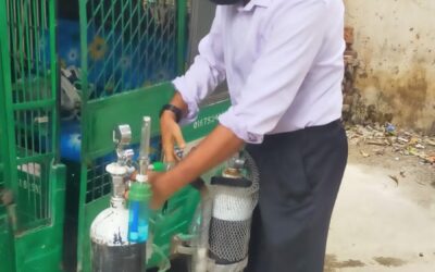 জরুরী ভিত্তিতে অক্সিজেন সিলিন্ডার সরবরাহ